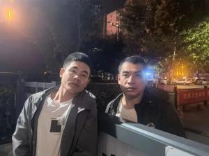 市文旅集團(tuán)一線戰(zhàn)“疫”之：古有木蘭替父從軍，今有老翁代子抗“疫”——集團(tuán)員工父子王小強(qiáng)、王浩的抗“疫”故事